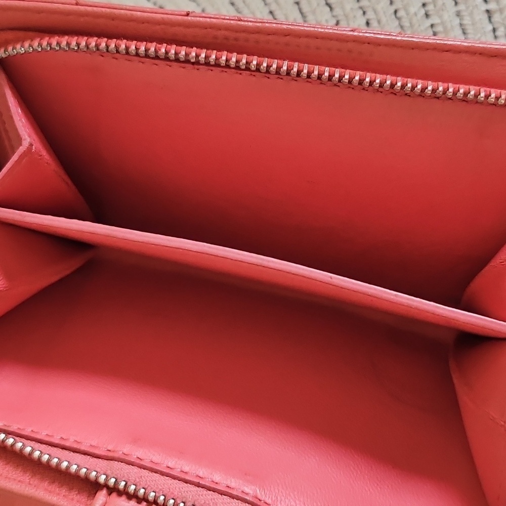 CHANEL Quilted Coral Pink Wallet - Final Price - Picture 5 of 12